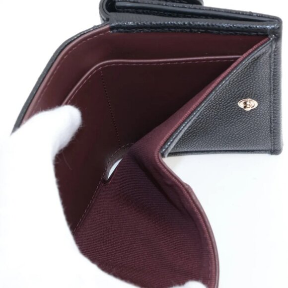 Chanel CC Logo Matelasse Caviar Skin Compact Wallet Black - Picture 5 of 8